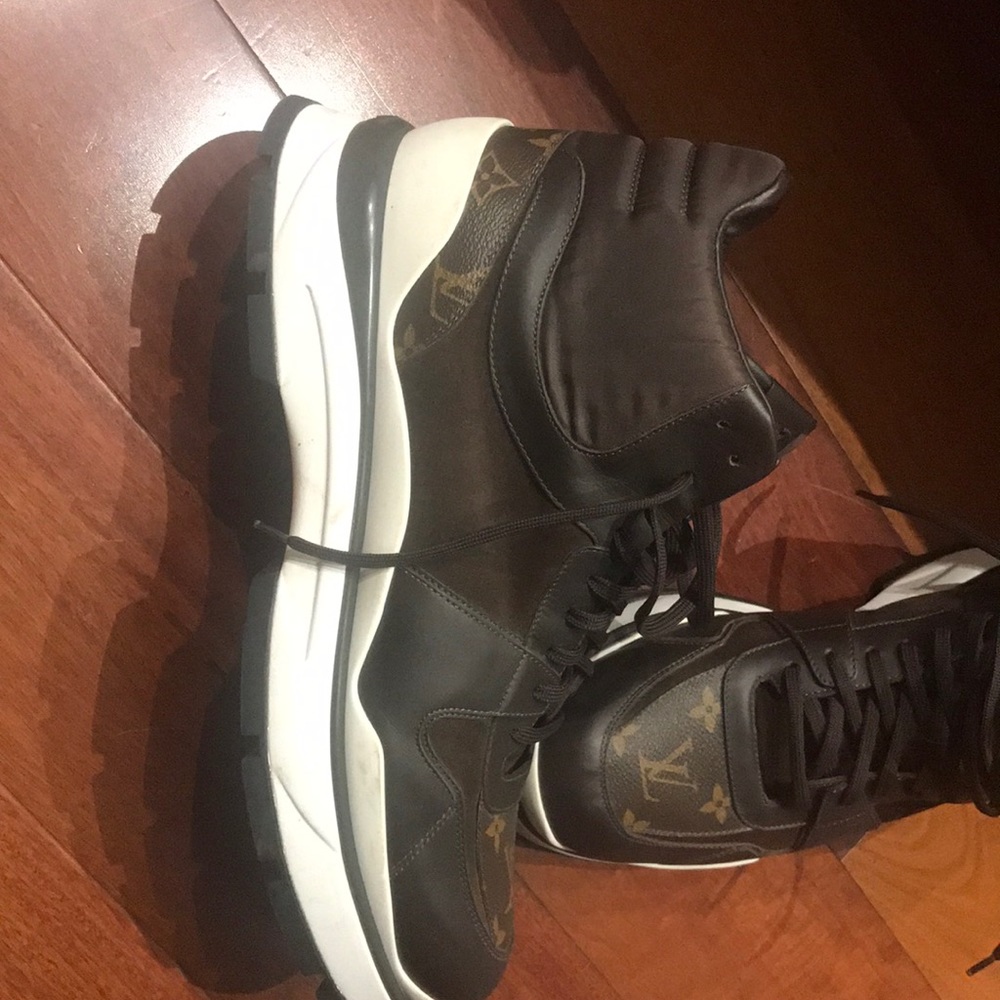 Louis Vuitton high top monogram